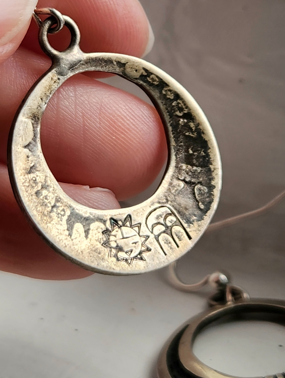 BEAUFORD DAWAHOYA HOPI OVERLAY STERLING SILVER EARRINGS - Picture 6 of 6